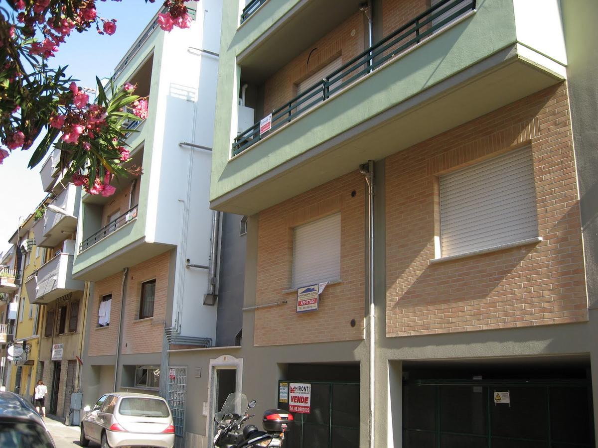 B&B Cannuccia Nettuno Exterior photo